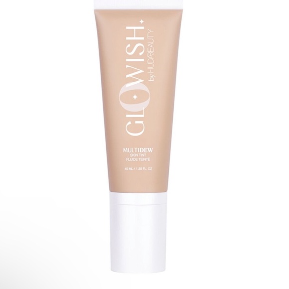 New Huda Beauty Glowish multidew skin tint - Picture 1 of 4